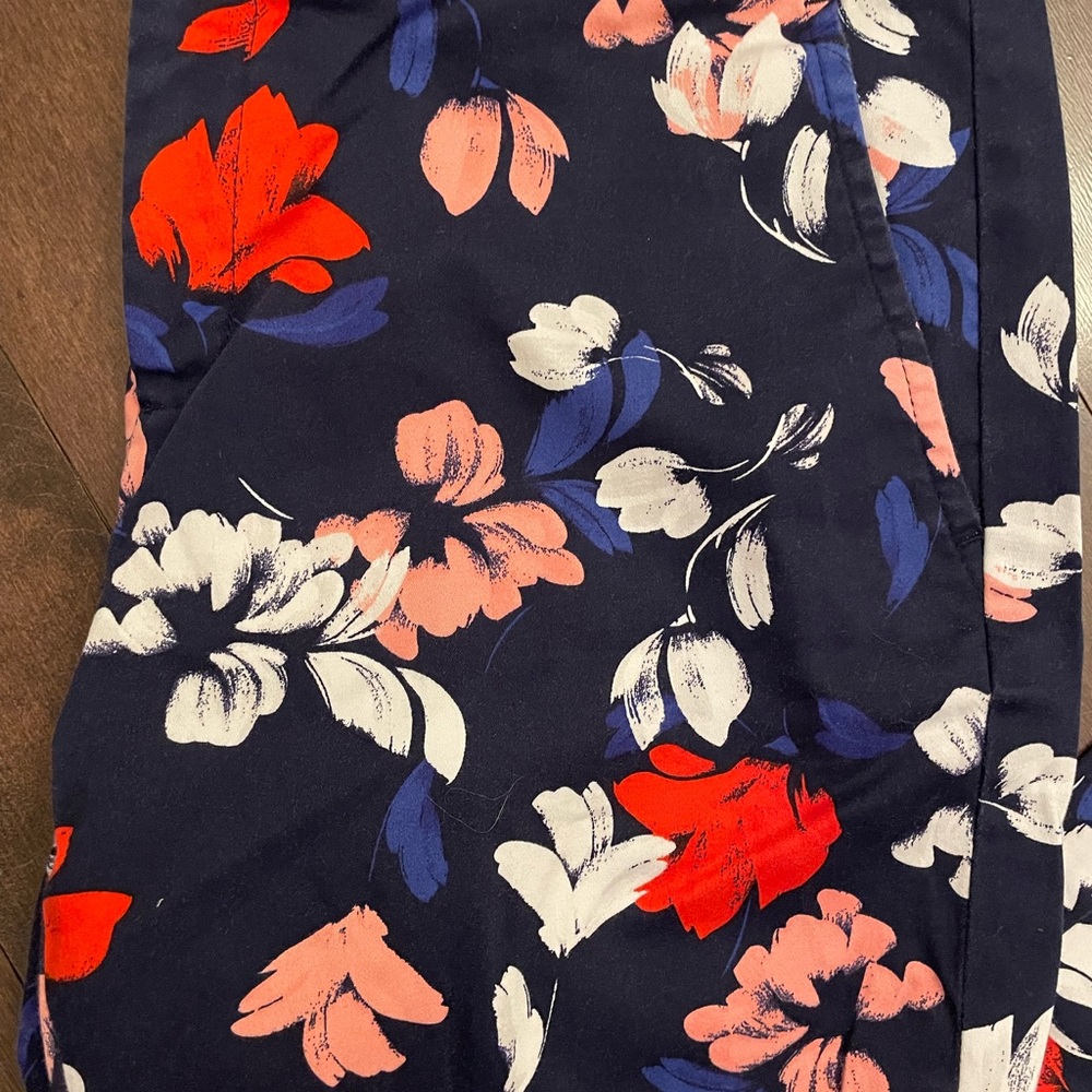 Banana Republic Reegan Fit Trousers - Picture 3 of 6